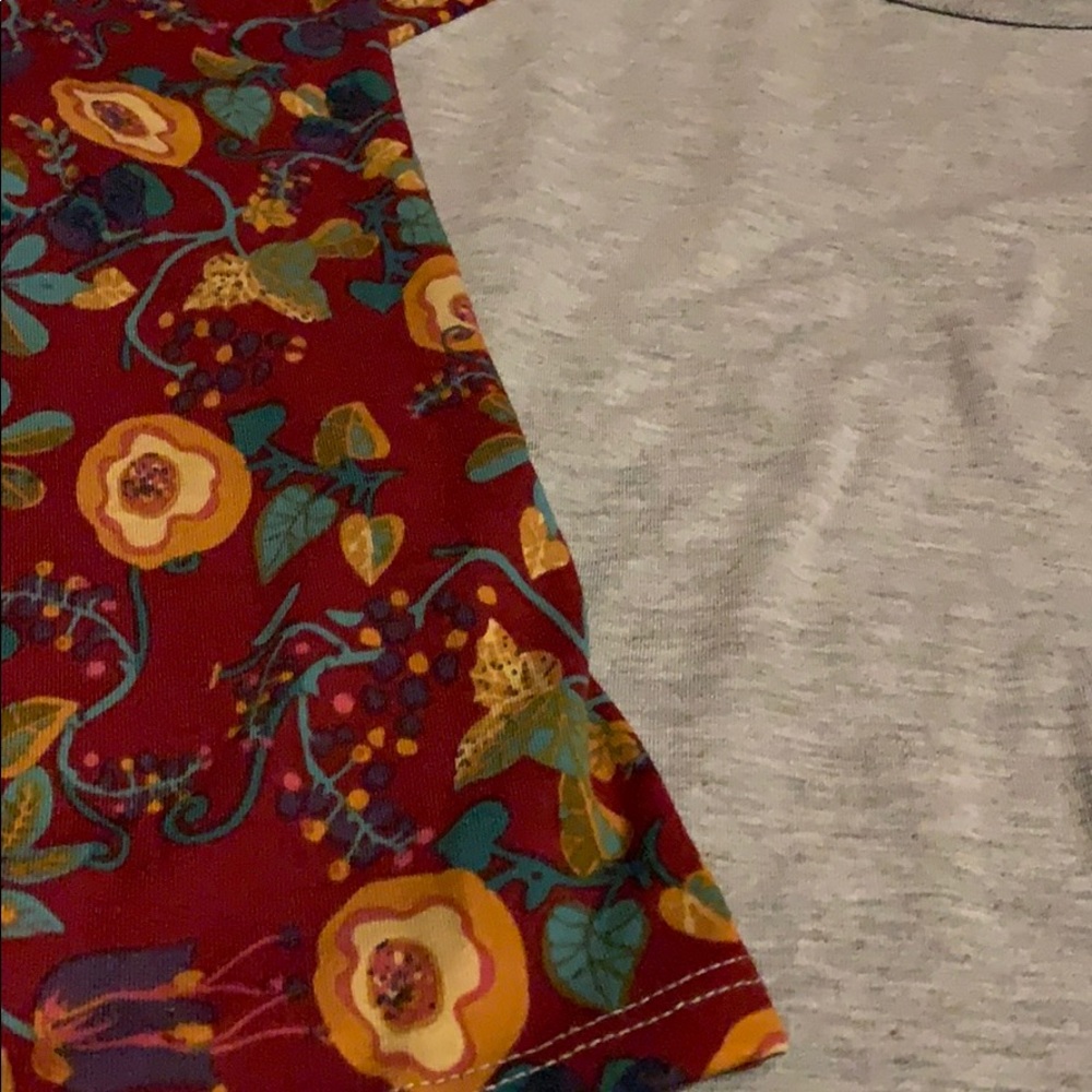 LuLaroe Randy - Picture 2 of 2